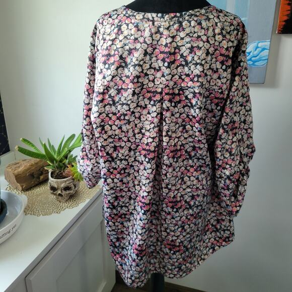 Daniel Rainn Floral Split Neck Tunic Blouse 1X – High Low Hem, Roll Tab Sleeves - Picture 3 of 12